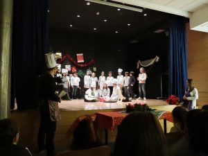 alumnado del Deutsche Schule de San Sebastián interpreta los cánticos de Adviento